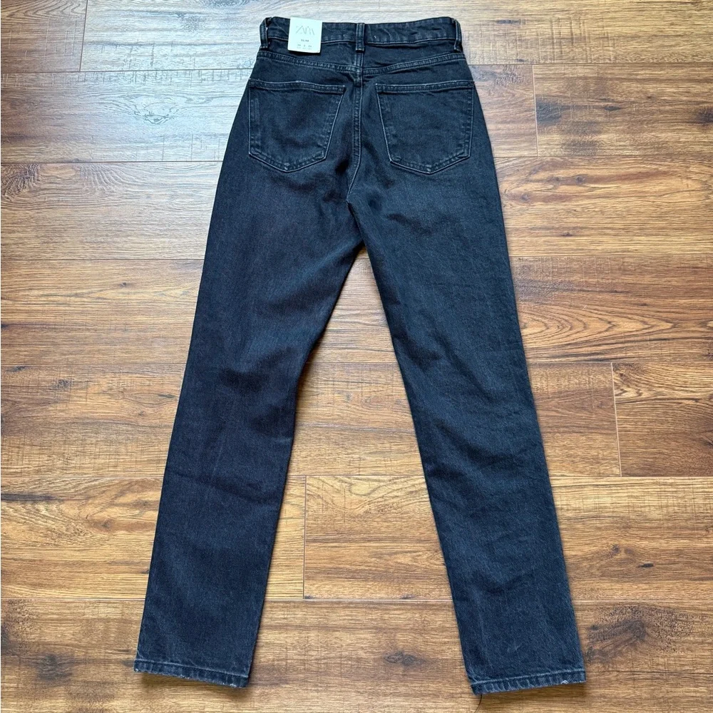 Zara Women’s High Rise Ankle Length Slim Distressed Black Jeans Size 2 NWT